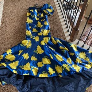 Sleeveless Royal Blue and Yellow Gown with Train